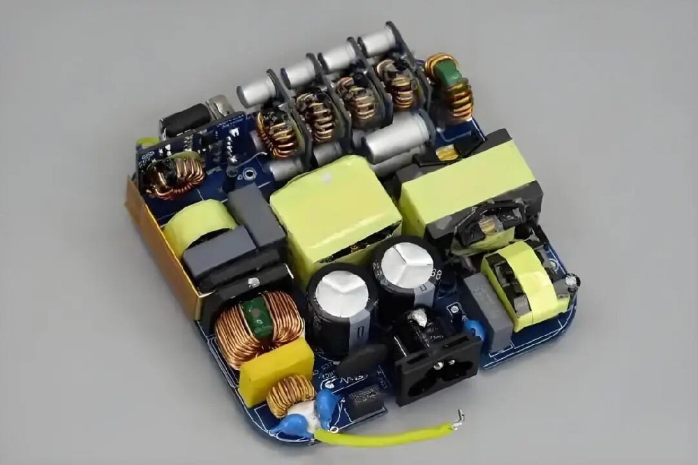 氮化鎵（GaN）充電器內(nèi)部器件（元件）及其核心設(shè)計原理